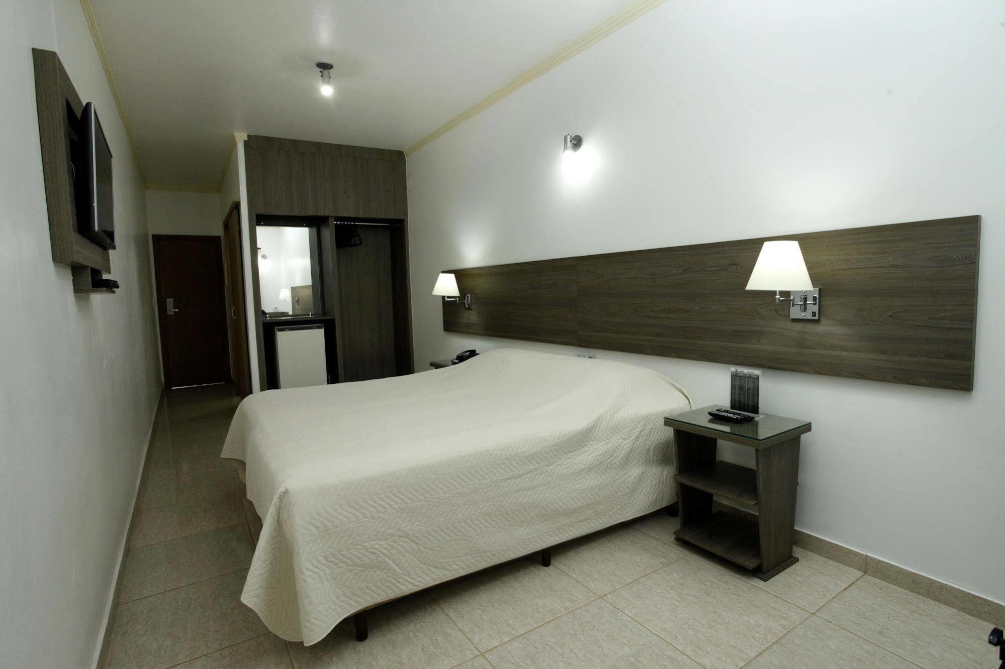 Indaia Hotel São Carlos Kültér fotó