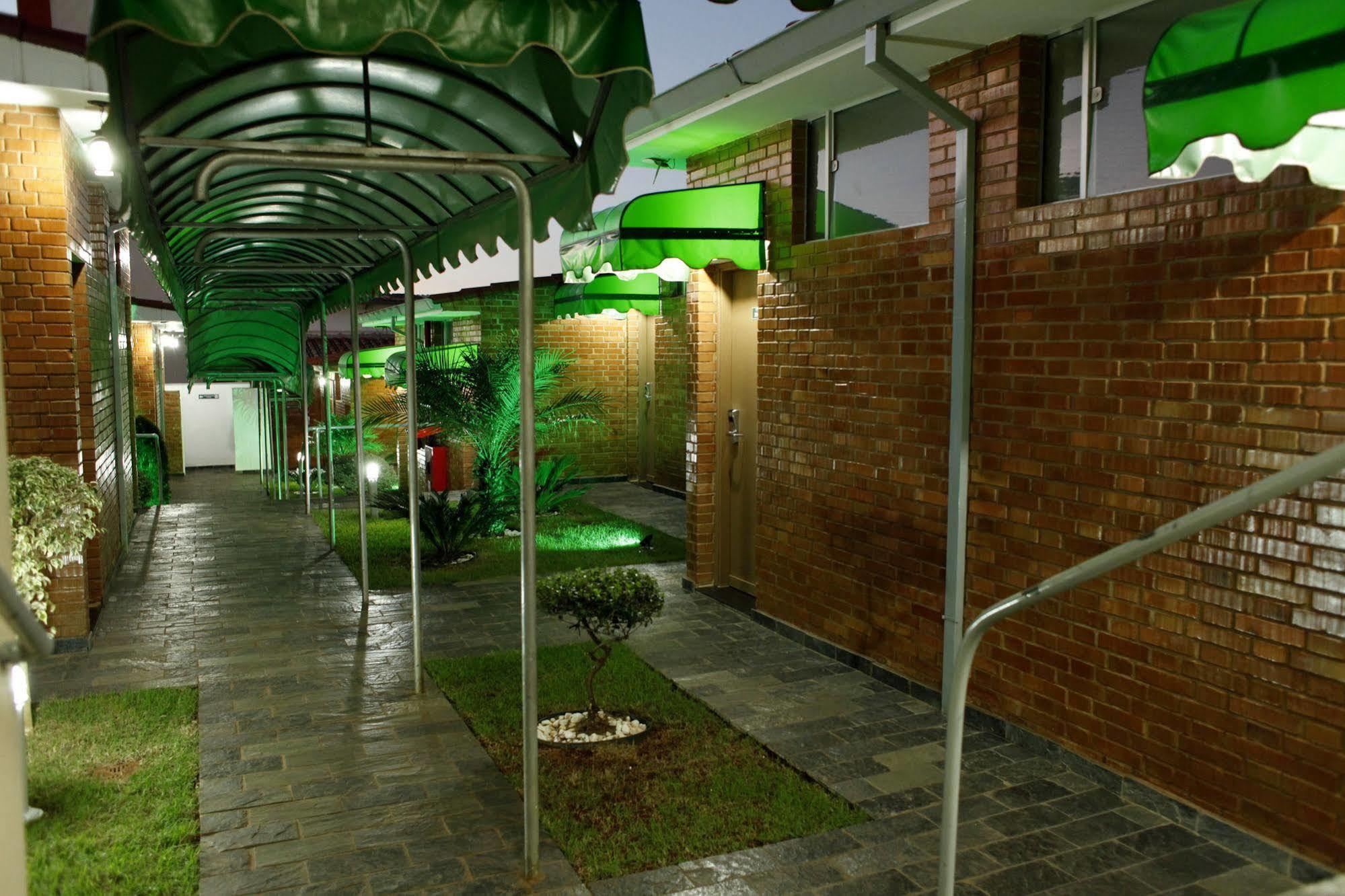 Indaia Hotel São Carlos Kültér fotó