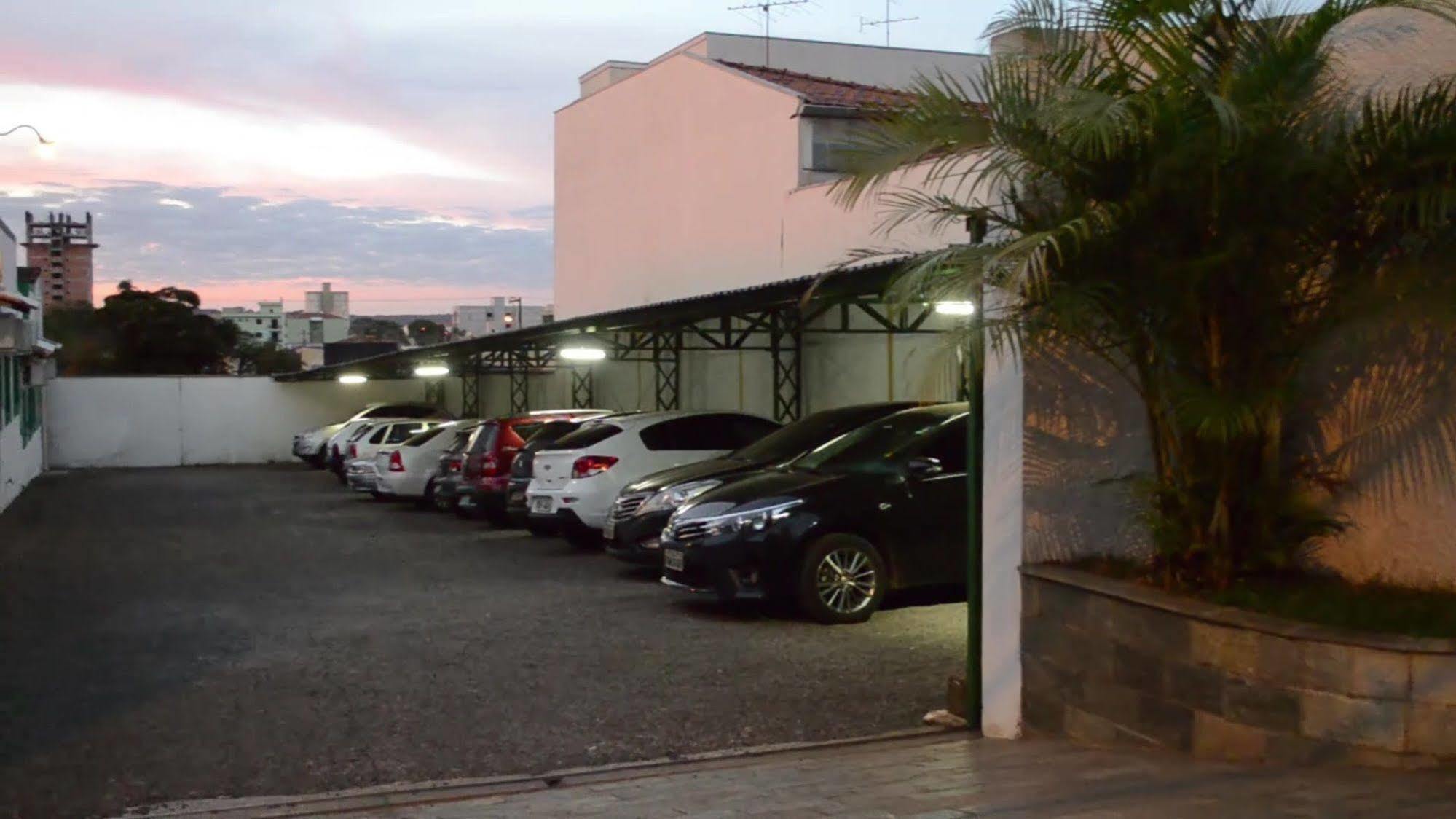 Indaia Hotel São Carlos Kültér fotó